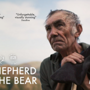 Il pastore e l’orso: docufilm sulla convivenza uomo e fauna selvatica